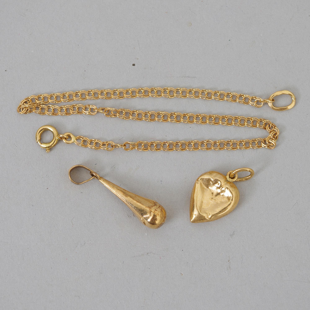 ARMBAND SAMT HÄNGEN, 18 k guld.