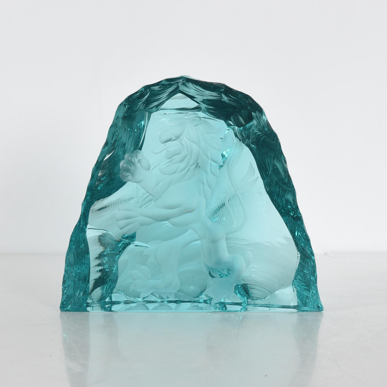 GLASS BLOCK, Kosta "Heraldic Lion".