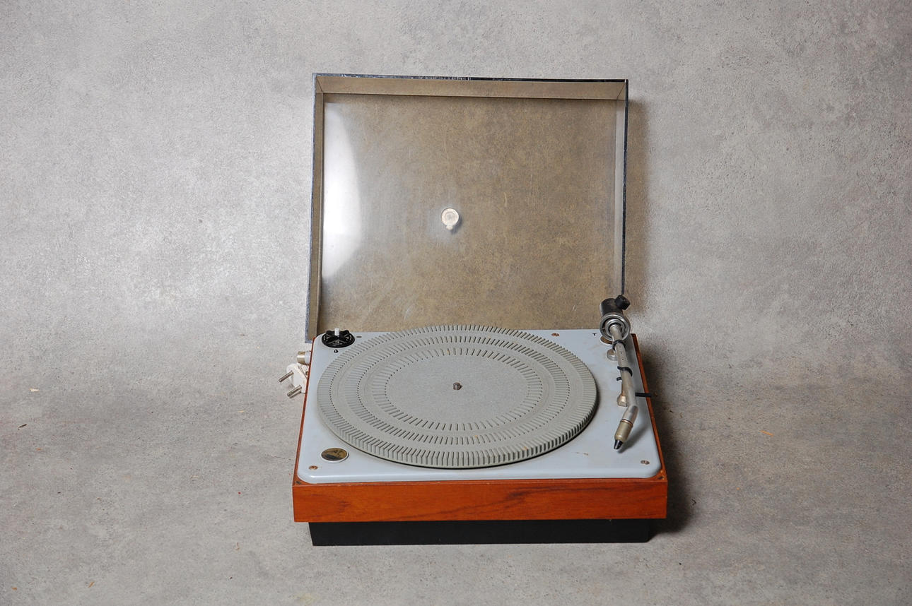 SKIVSPELARE , Bang & Olufsen.