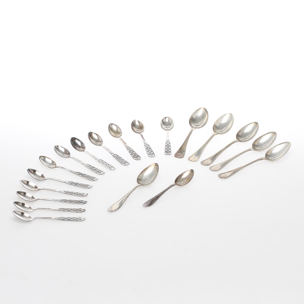 KAFFESKEDAR, 12 + 5 + 1 + 1, silver, tot 270 g, Bl a CH Hallberg, 1900-tal.