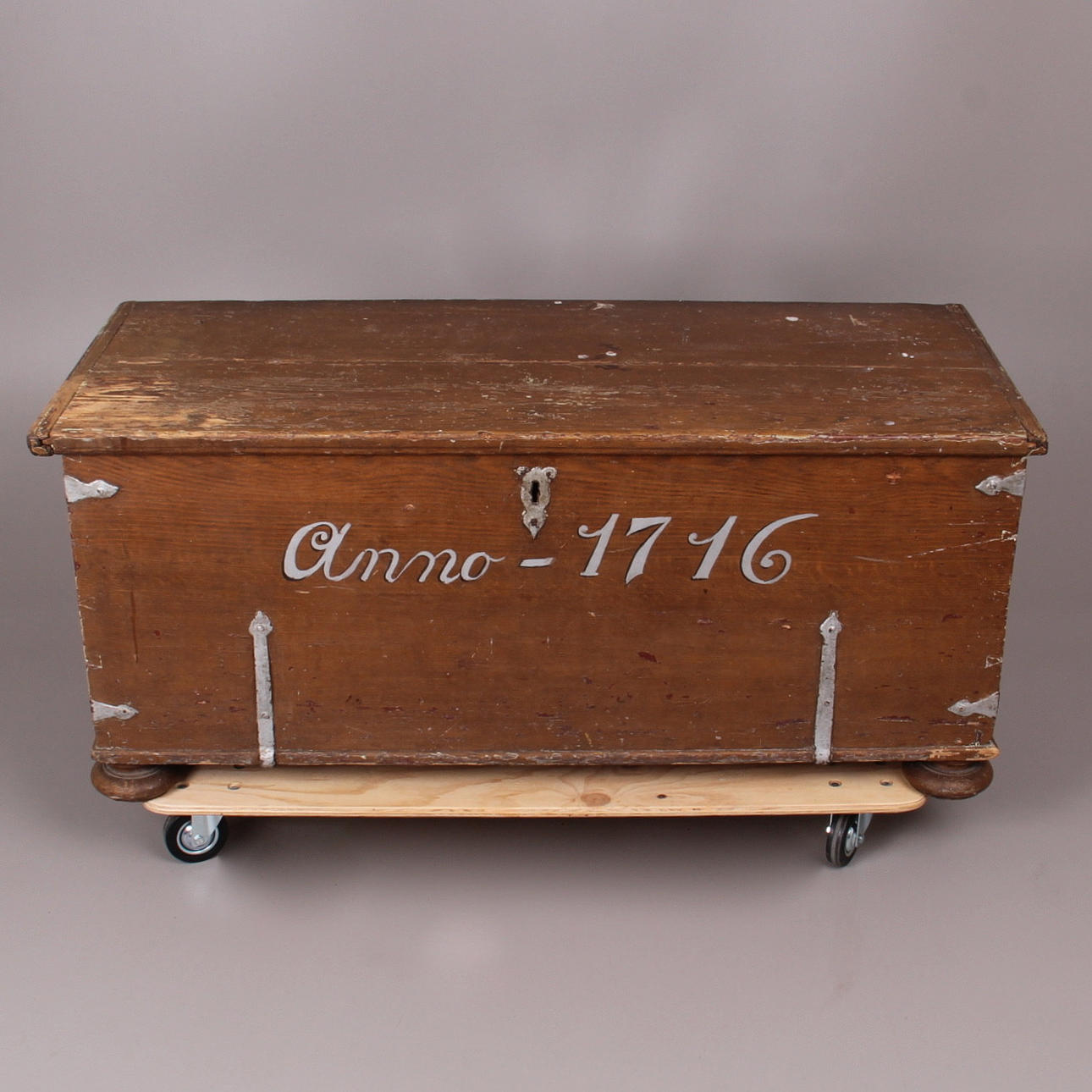 KISTA, alllmoge, daterad 1716.