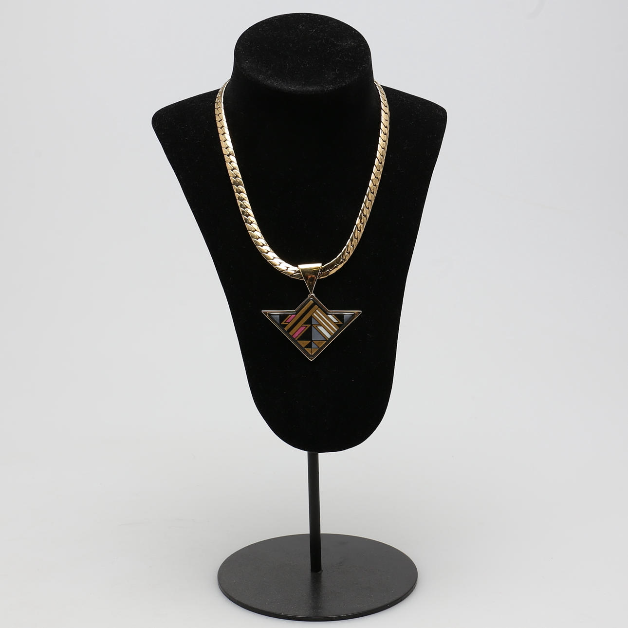 HALSBAND. Frey Wille, Michaela Frey, Österrike.