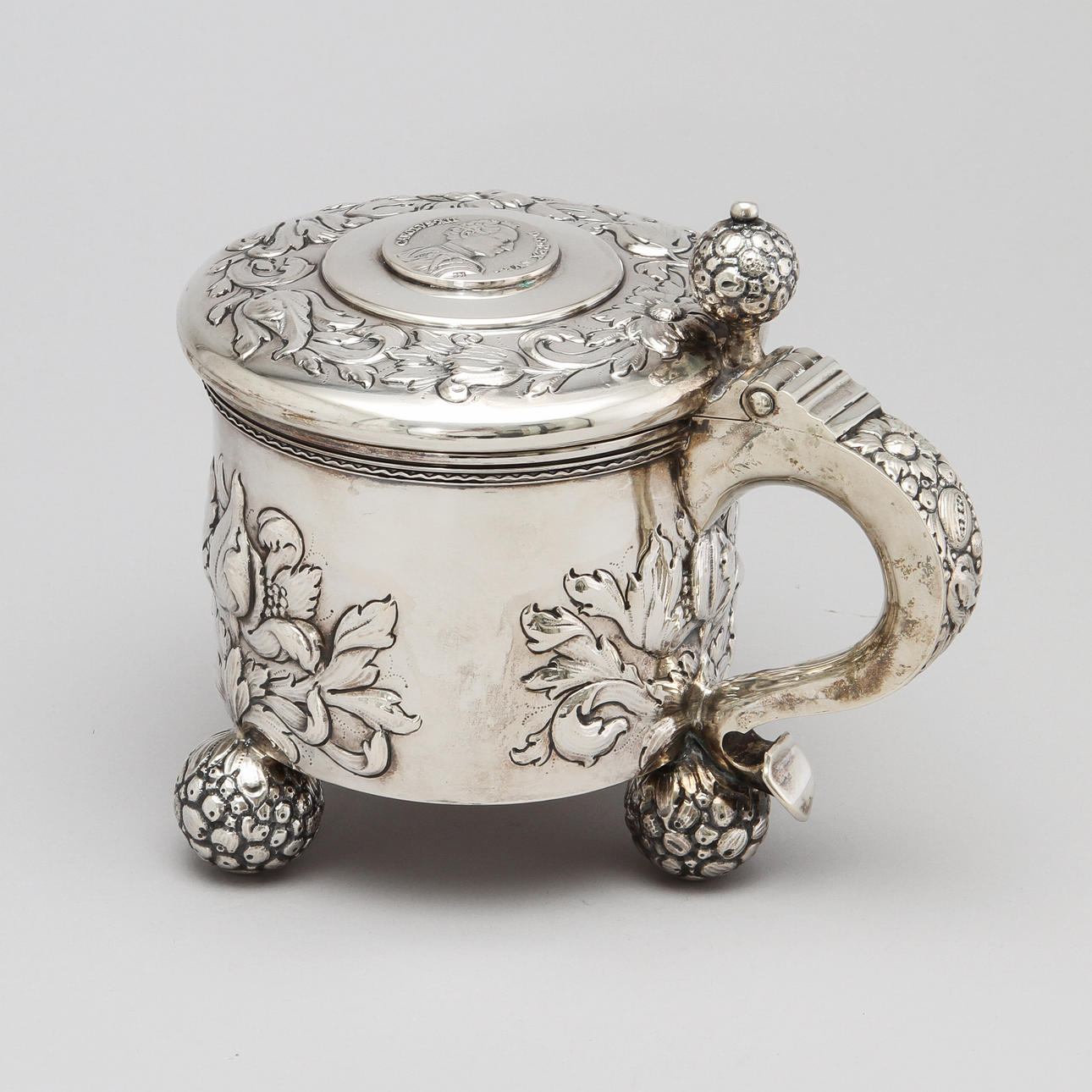 STOP, silver, Vikt 890 gram.