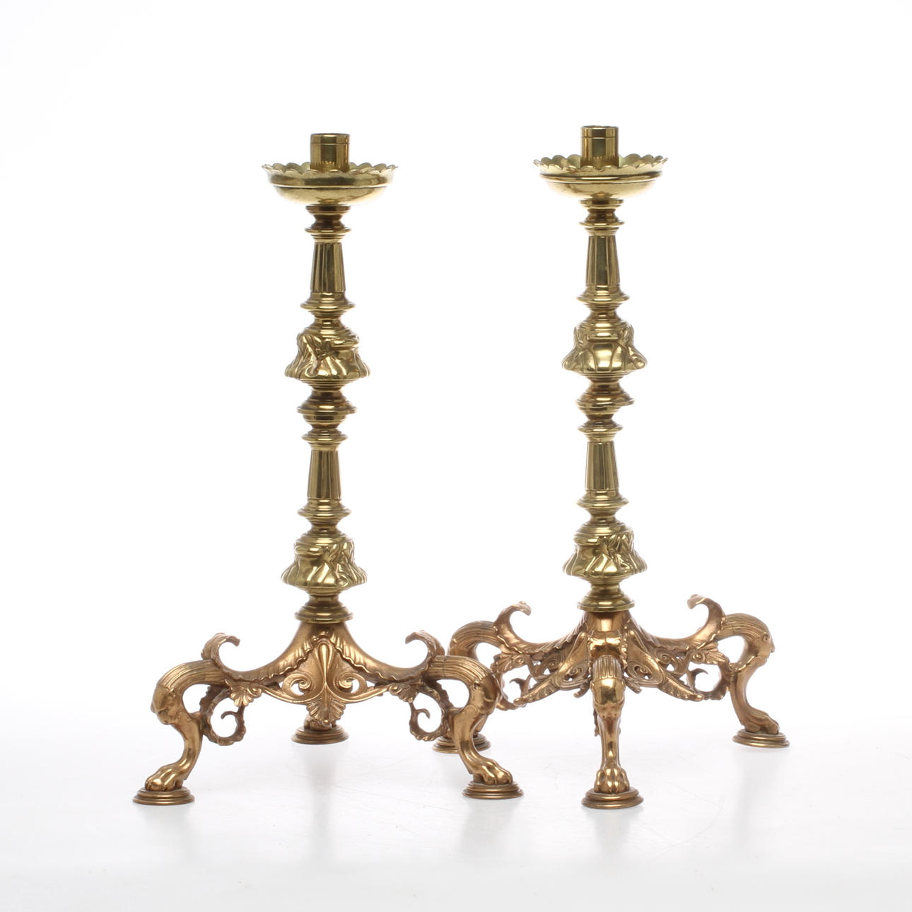 LJUSSTAKAR 2 st, mässing, 1800/1900-tal.