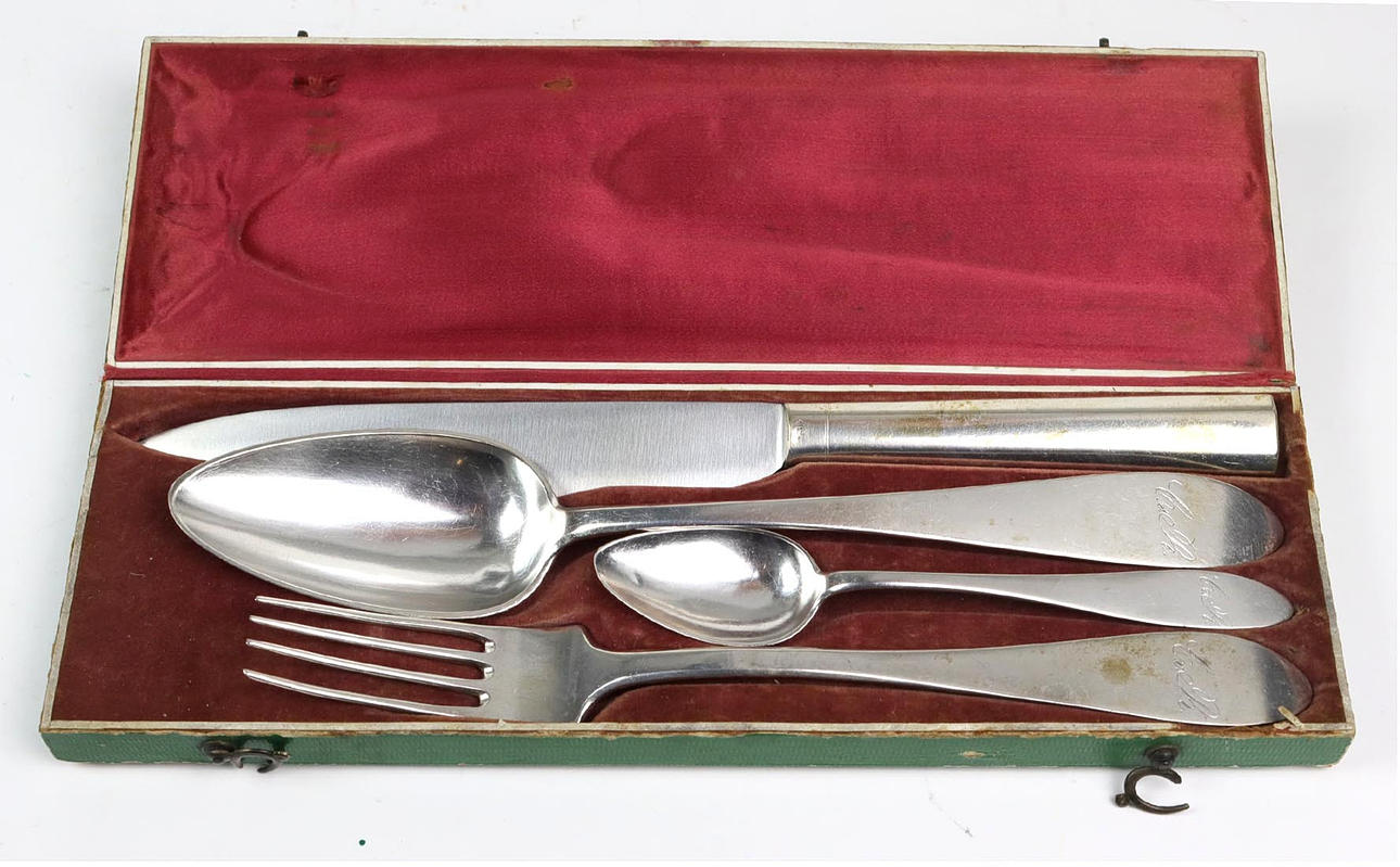 BIEDERMEIER BESTECK FÜR EINE PERSON.