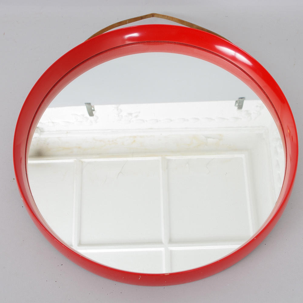 SPEGEL, röd plast, 1970-tal.