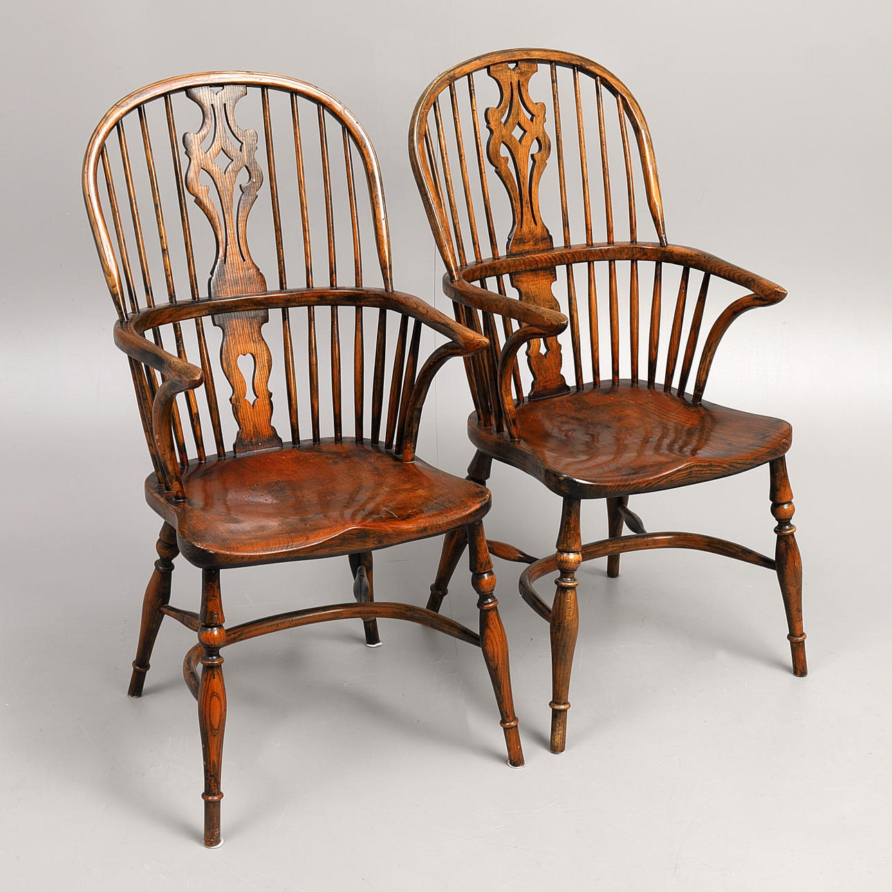 KARMSTOLAR, 2 st, windsormodell.