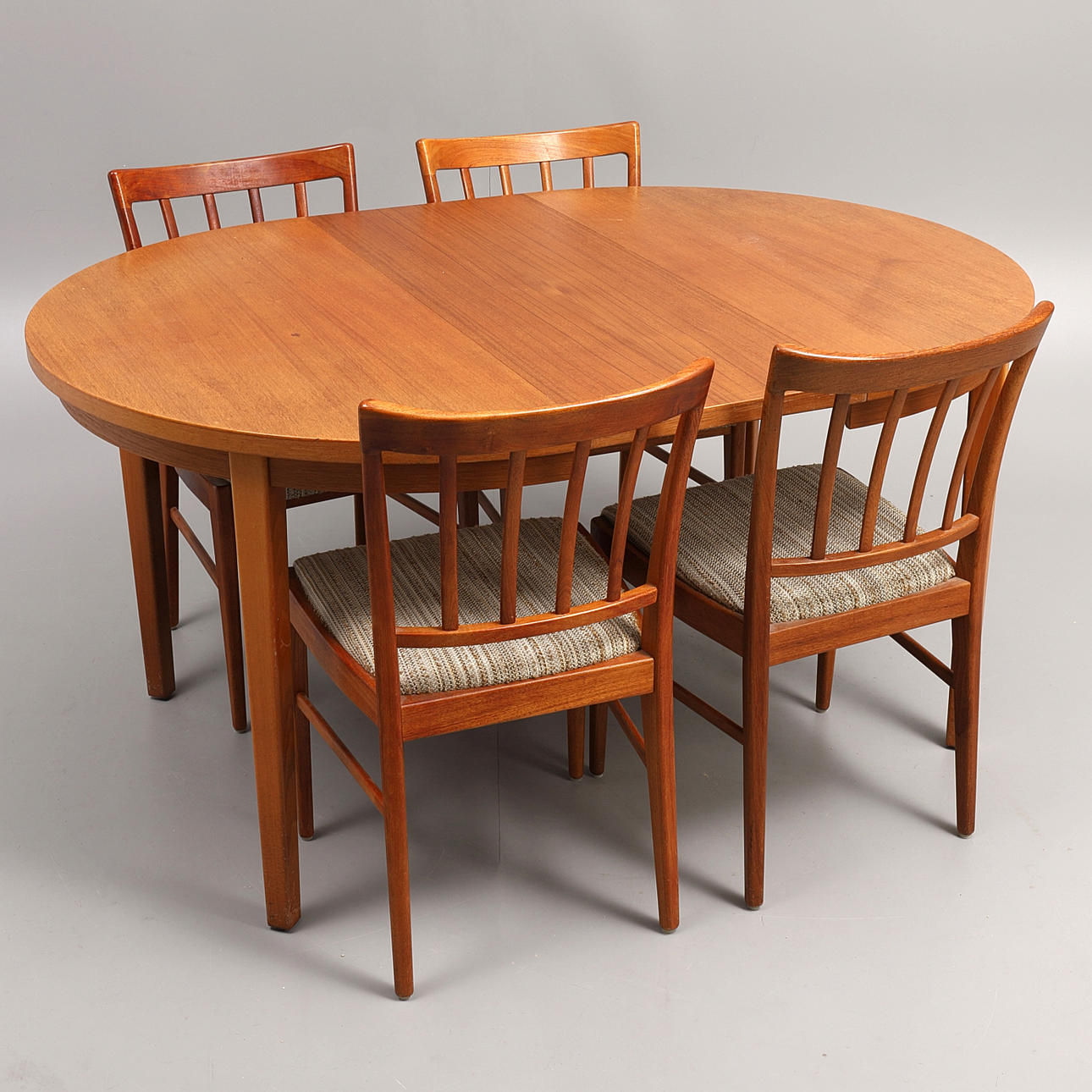 SPISEGRUPPEN, 5 dlr, teaktræ, 60er.