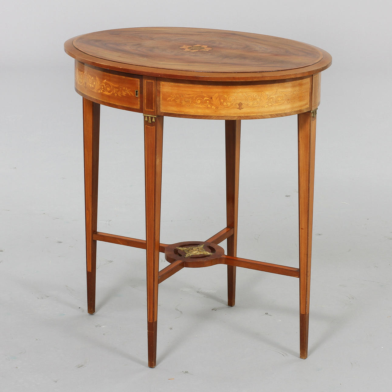 SYBORD, empirestil, 1900-tal.