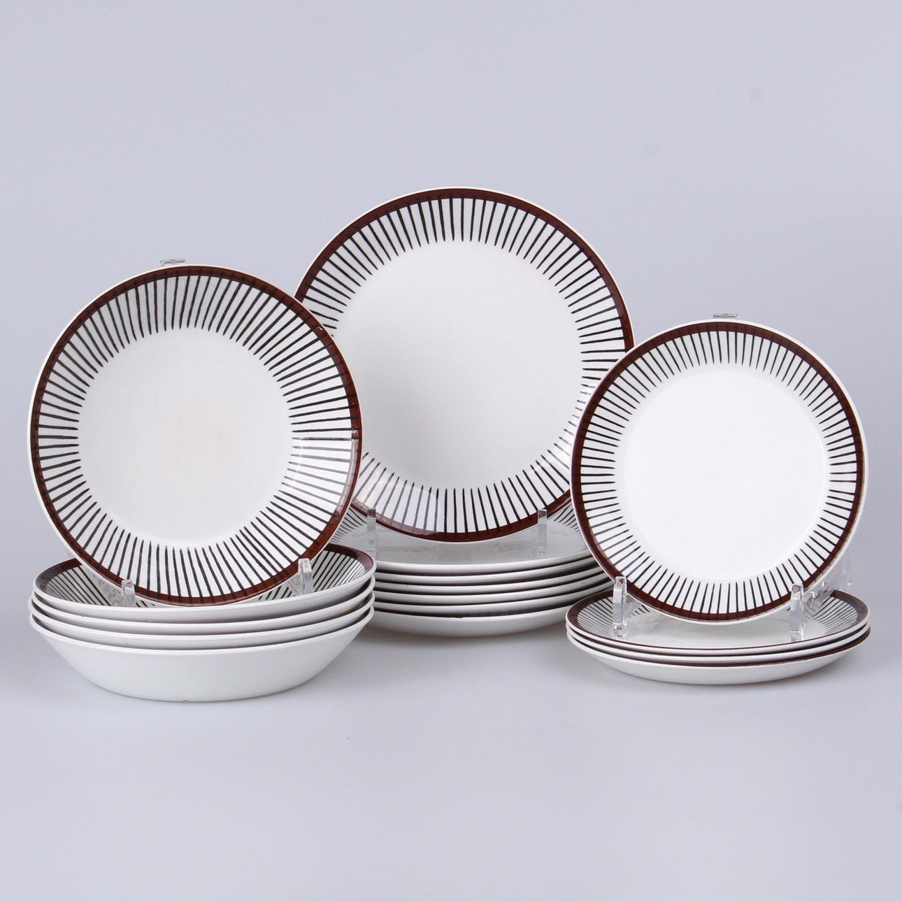 TALLRIKAR, 16 st. "spisa ribb", Gustavsberg.