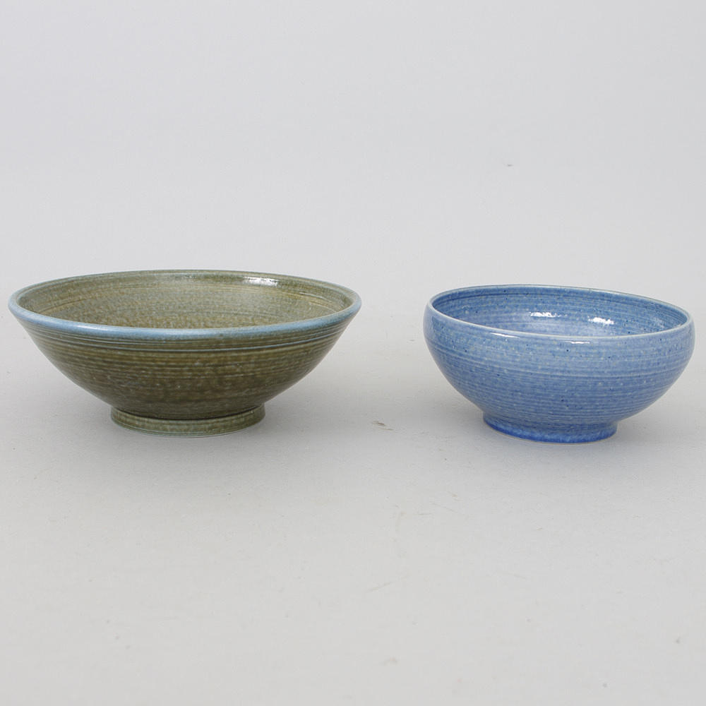 SKÅLAR, 2 stycken, keramik, signerade.