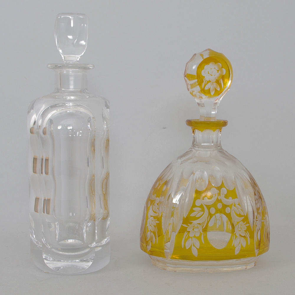 KARAFFER, 2 stycken, bl . a. Orrefors.