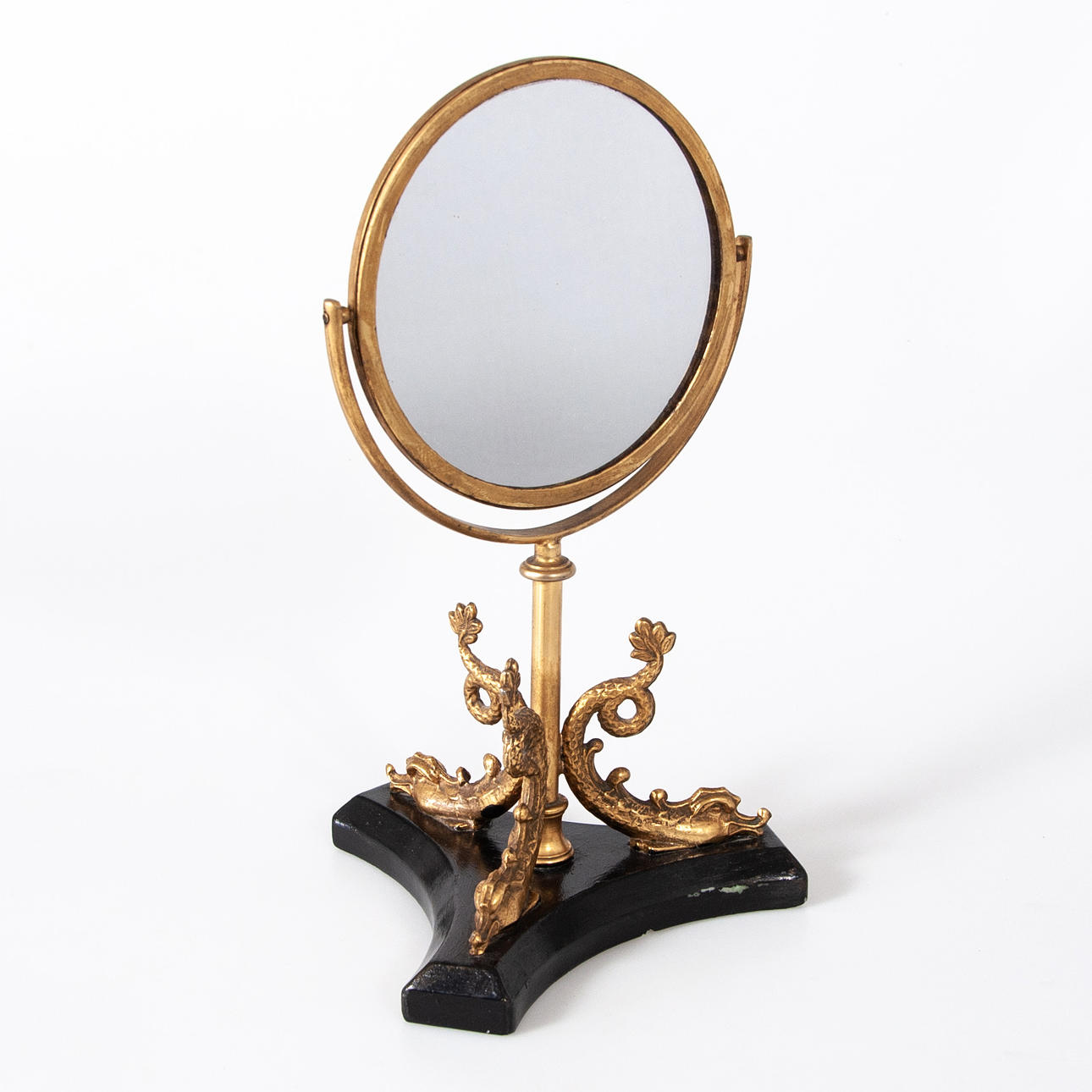 ESPEJO DE MESA. Bronce bruñido con dragones.