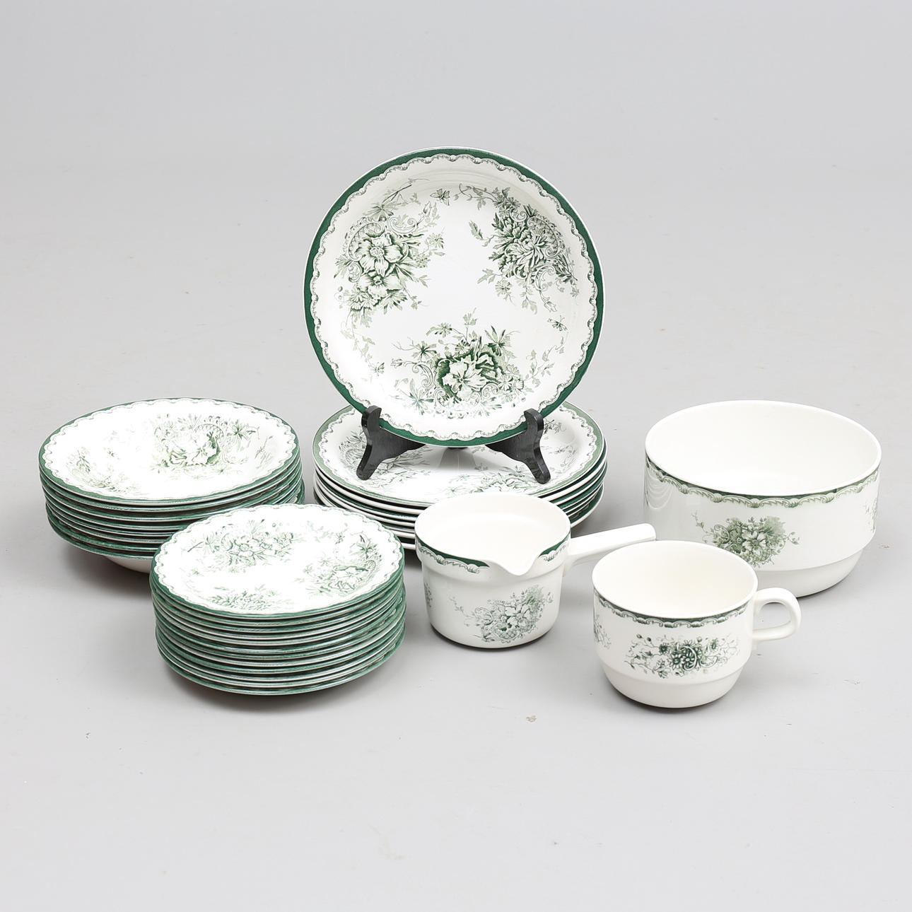 SERVISDELAR (31), porslin, "Grön Anna", Rörstrand.