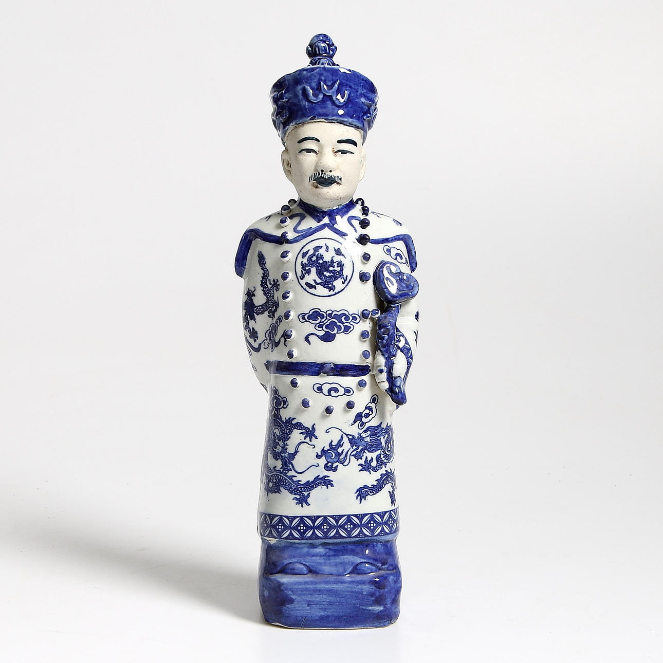 FIGURIN, porslin, blå/vit, möjligen sen Qing, 1900-tal.