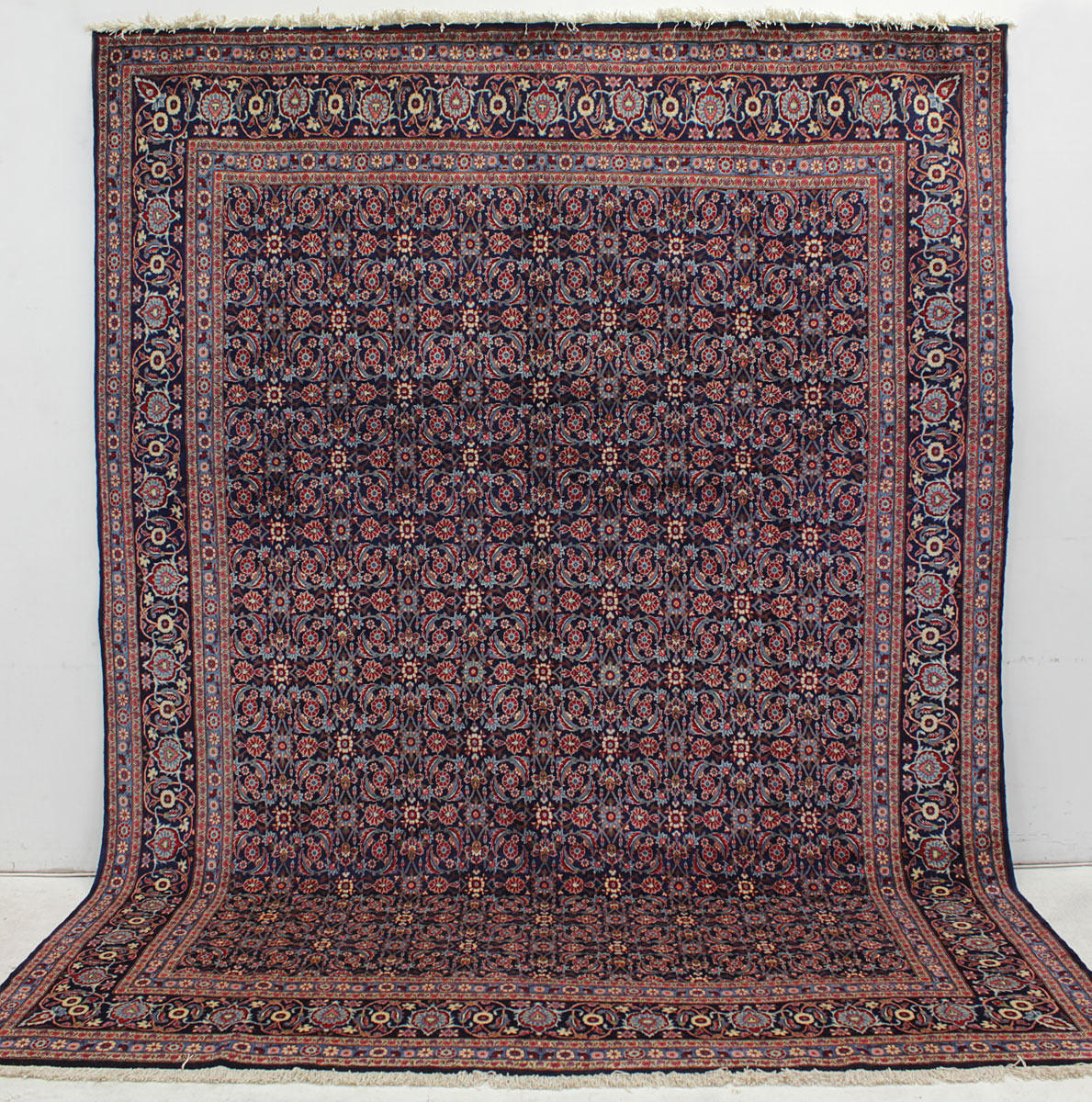 MATTA, Orientalisk, Varamin, 402 x 304 cm.