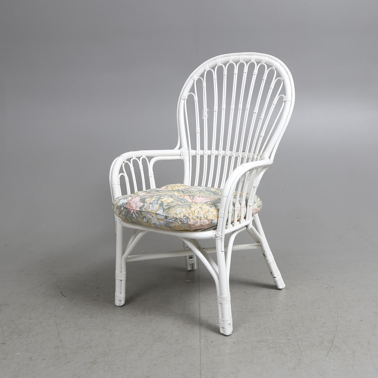 FÅTÖLJ, rotting, 1900-tal.