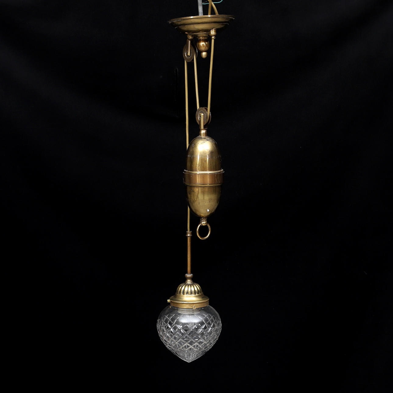 CEILING LAMP, so-called lift lamp, 1900s.
