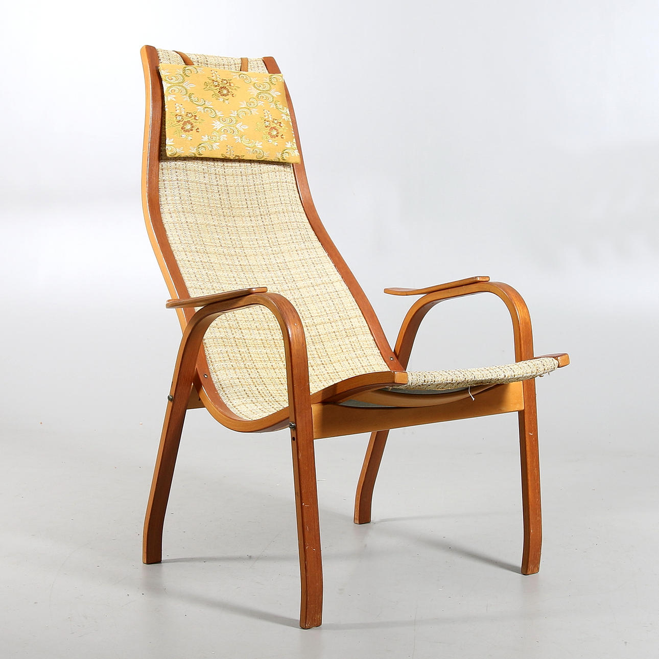 KARMSTOL, teak, "Kurva", Yngve Ekström, 1900-talets andra hälft.