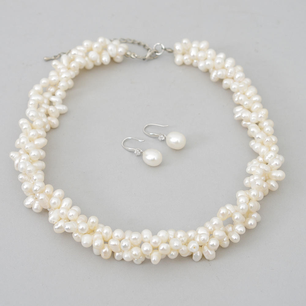 GARNITYR, barocka pärlor.