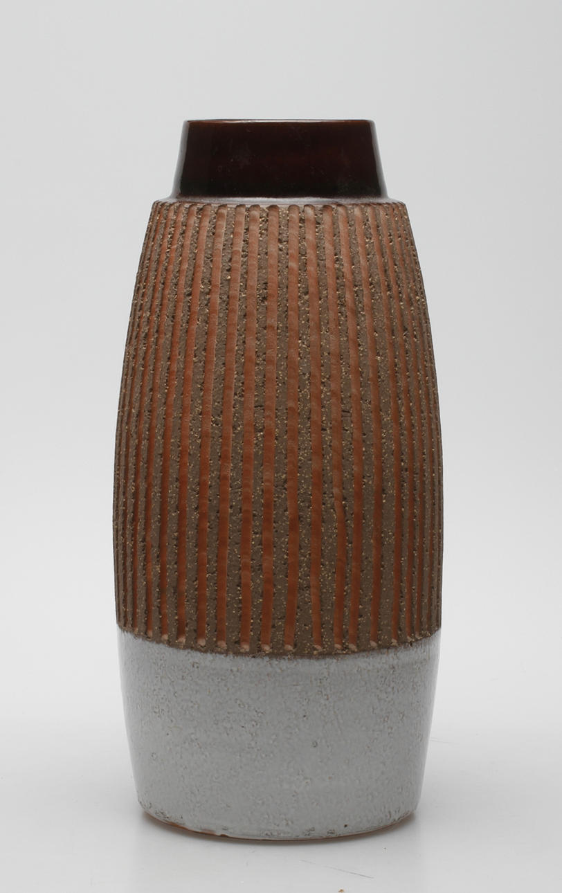 GOLVVAS, lergods, "Rusticana", Mari Simmulson, Upsala Ekeby.