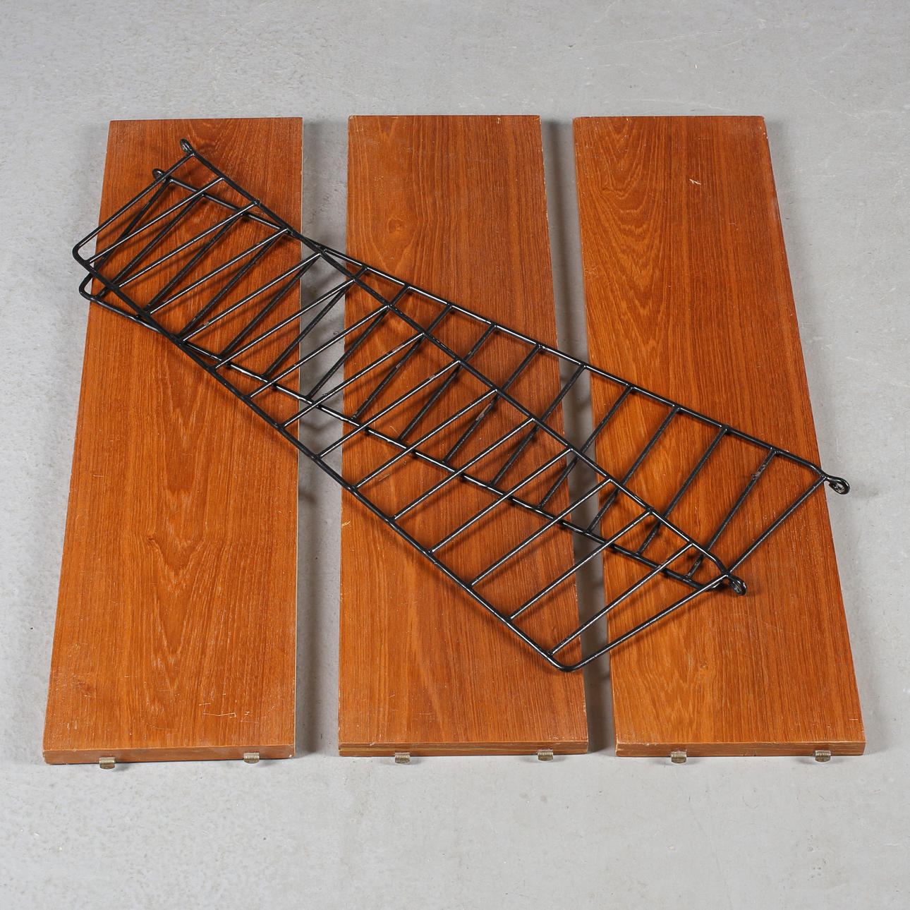 STRING REGAL, Teak, 1950er / 60er Jahre.