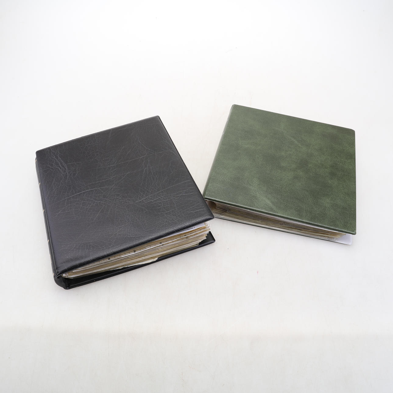 MYNTSAMLING, Svenska samt utländska mynt.