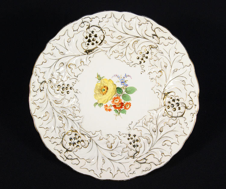 MAGNIFIK TALLRIK, Meissen Porslinsfabrik, 1934 - 1948.