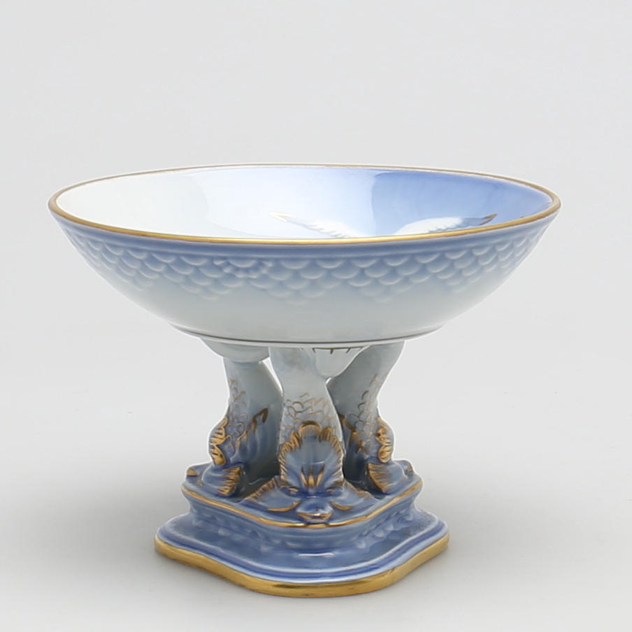 UPPSATSSKÅL PÅ FOT i porslin. Blå Måsen. Bing & Gröndahl, Danmark.