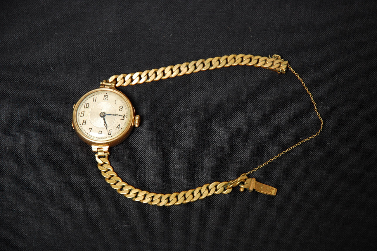 DAMARMBANDSUR, 14 k guld, 1930-tal.