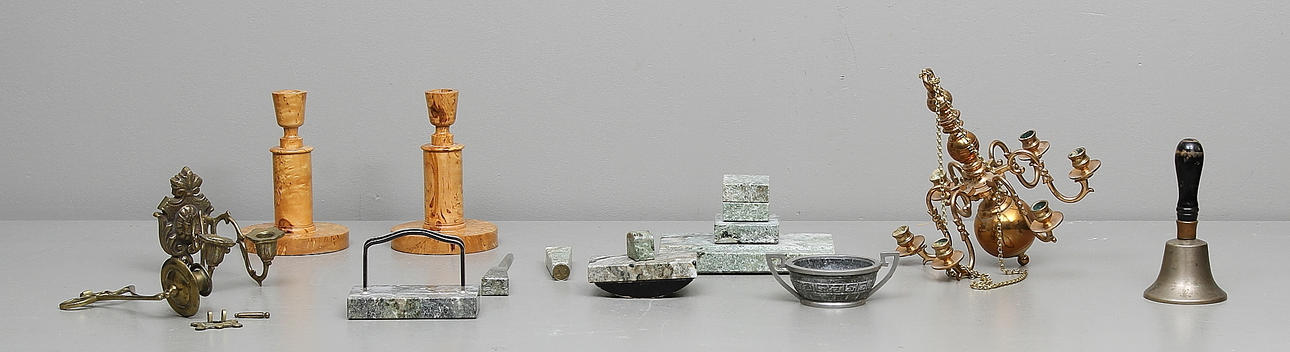 METALL och TRÄFÖREMÅL, 1900-tal.