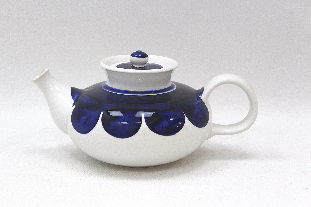 THEKANNA, porslin, Rörstrand, Colette, designe Inger Persson.