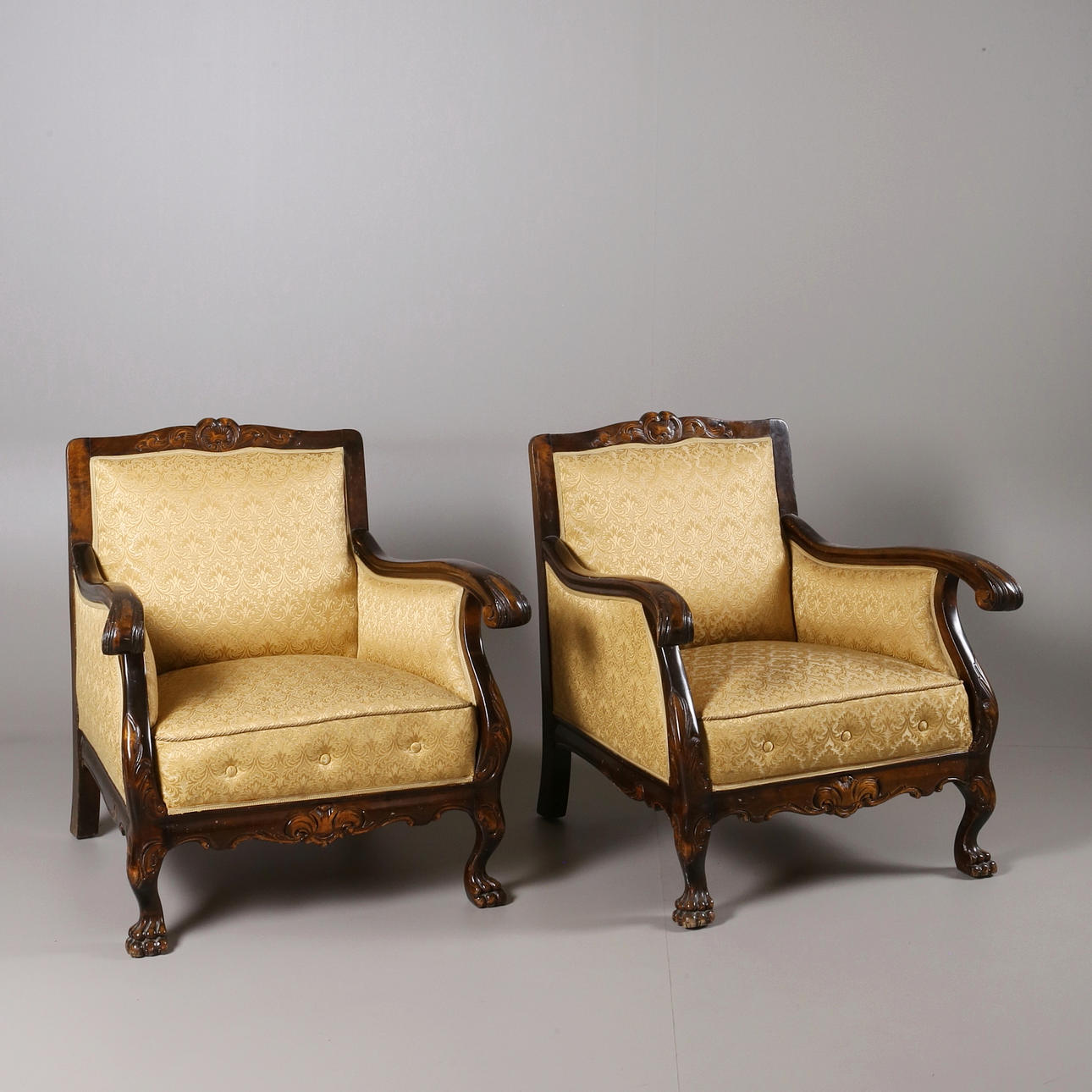 FÅTÖLJER 2 st, 1940-tal.