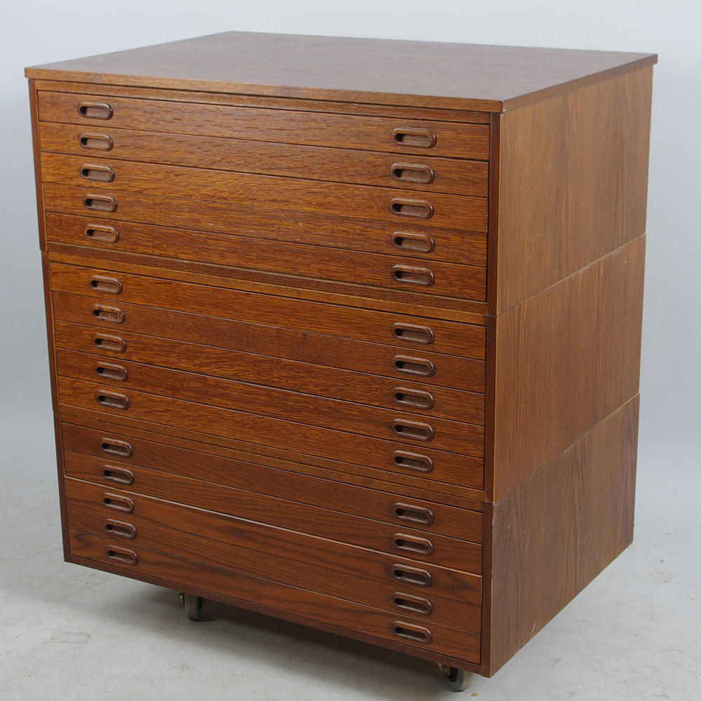 ARKIVSKÅP, ek, 1900-tal.