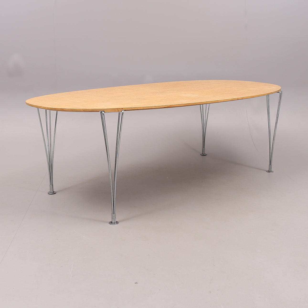 BRUNO MATHSSON. Bord, "Superellips", Värnamo, 1900-talets andra hälft.