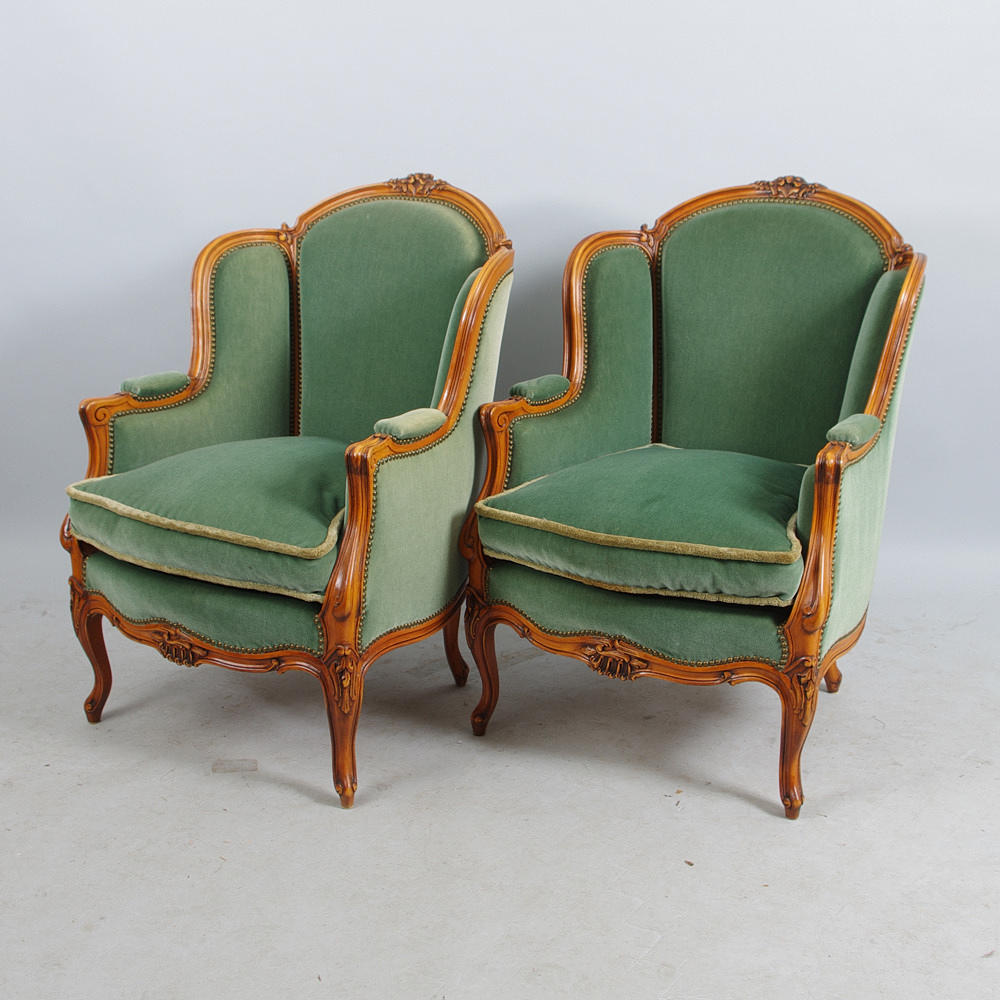 BERGERER, 1 par, mahogny, rokokostil.