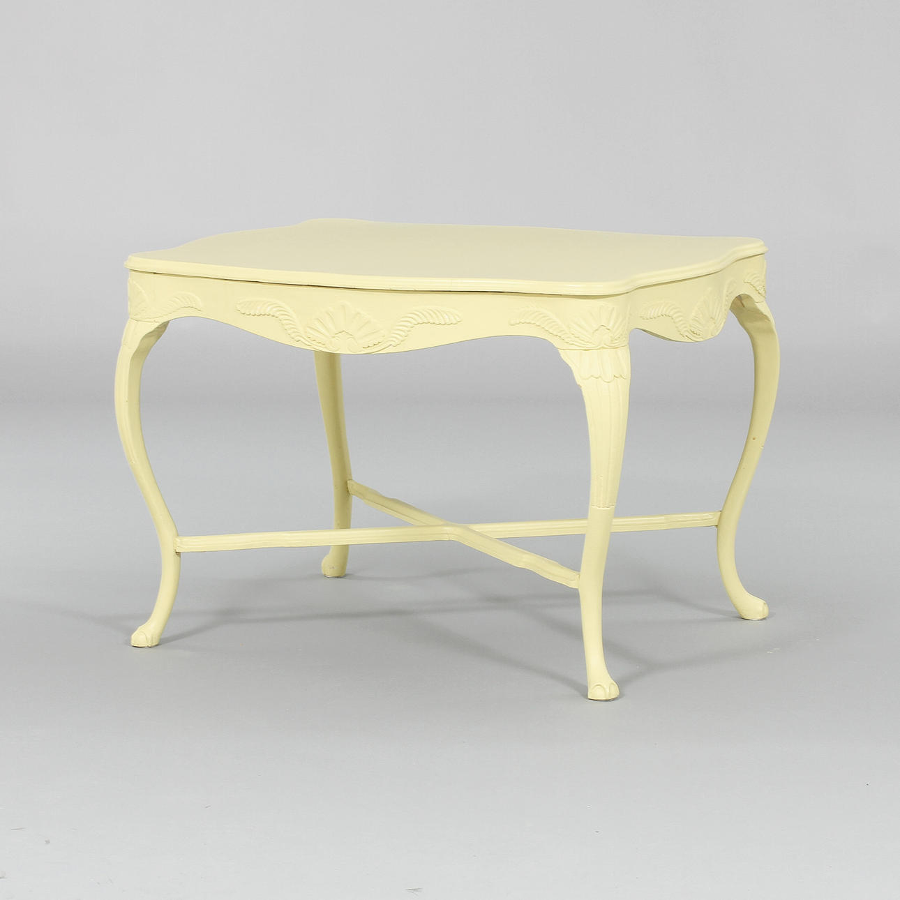 BORD, delvis rokoko 1700-tal.