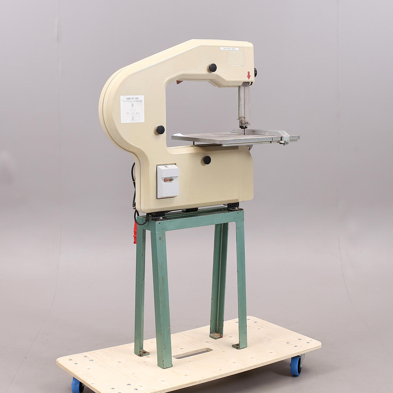 BANDSÄGE, VEB Lokomotivbau, Deutschland.