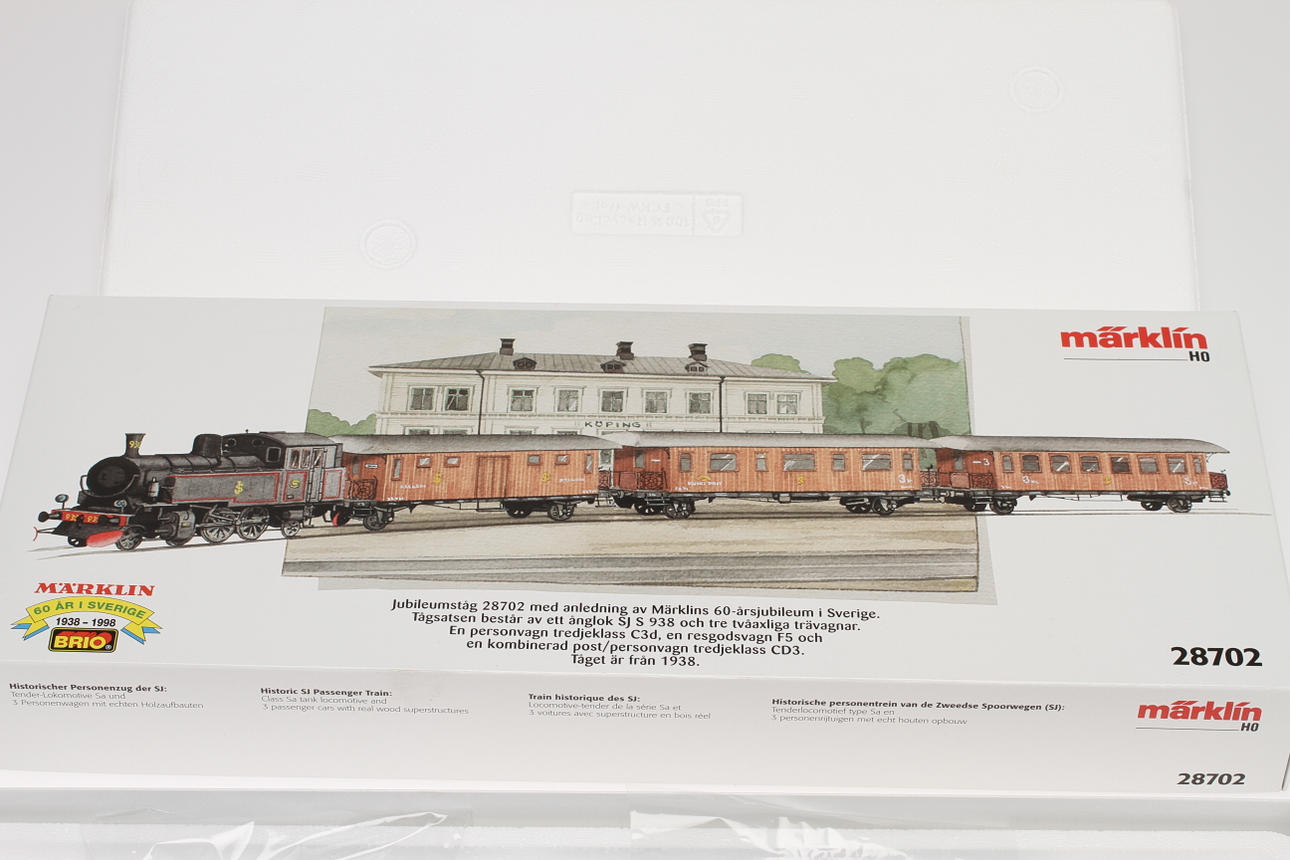 MÄRKLIN SVENSKA TÅGSATSEN 28702 med S-loket i originalkartong.
