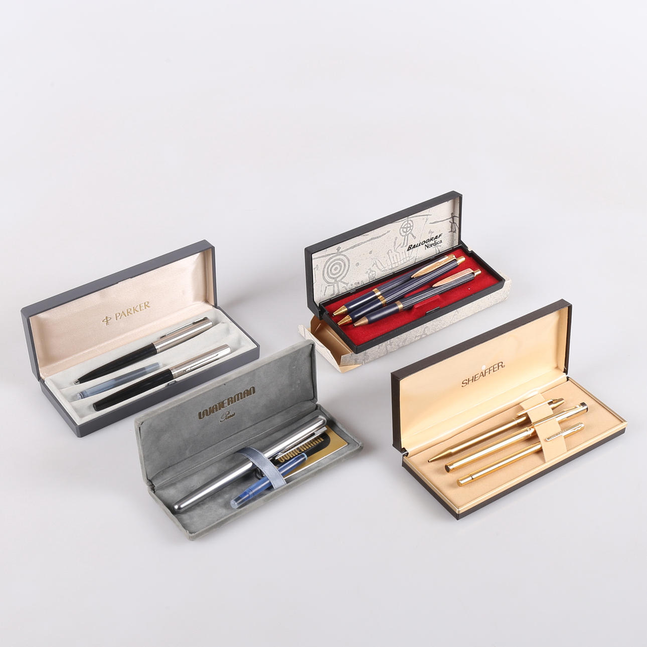 PENNOR, 9 st. olika fabrikat.