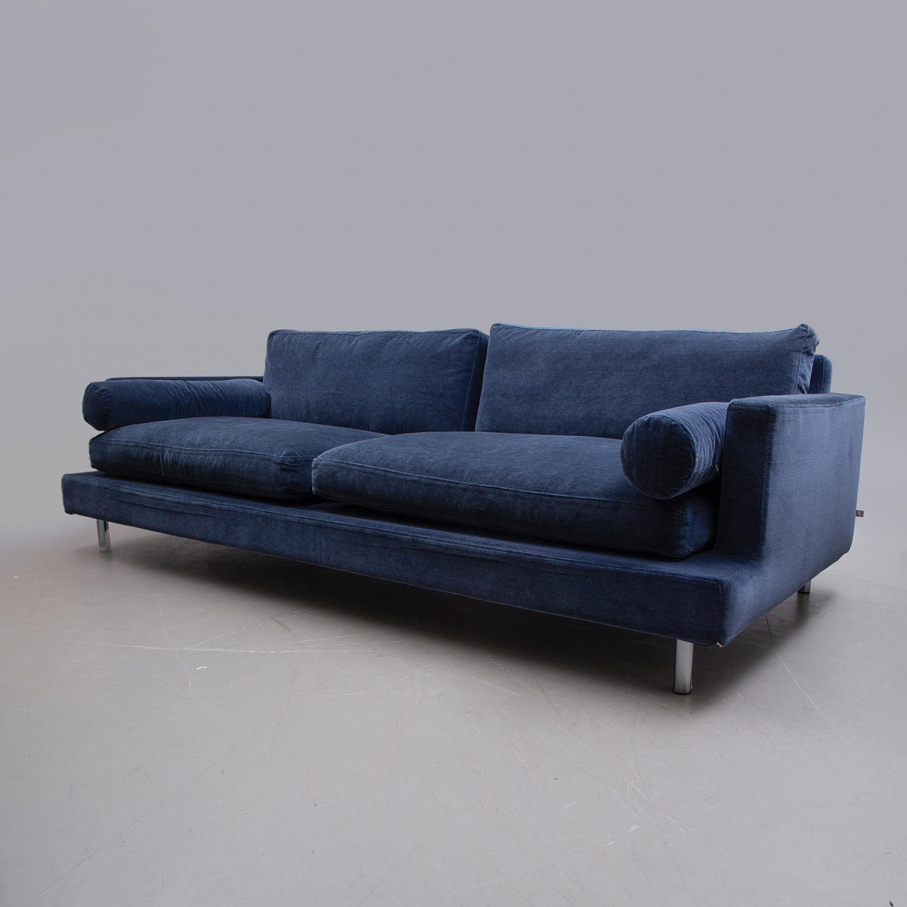 SOFÁ, plumón, con cojines antialérgicos adicionales, Eilersen, moderno.