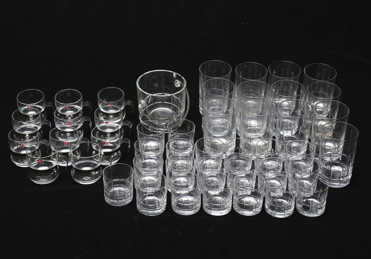 PARTI GLAS, 46 st, bl a Iittala.