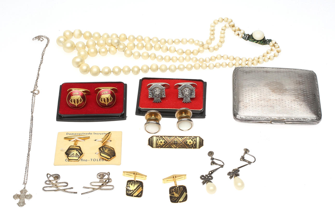 PARTI, Silver samt Smycken.