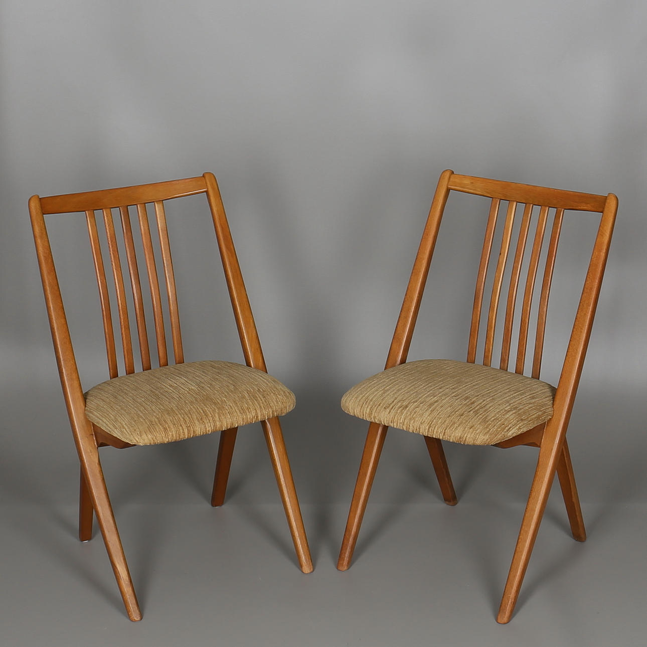 STOLAR i bok. 1 par. Gottfrid Karlsson & söner stolfabrik, Diö, Sweden.