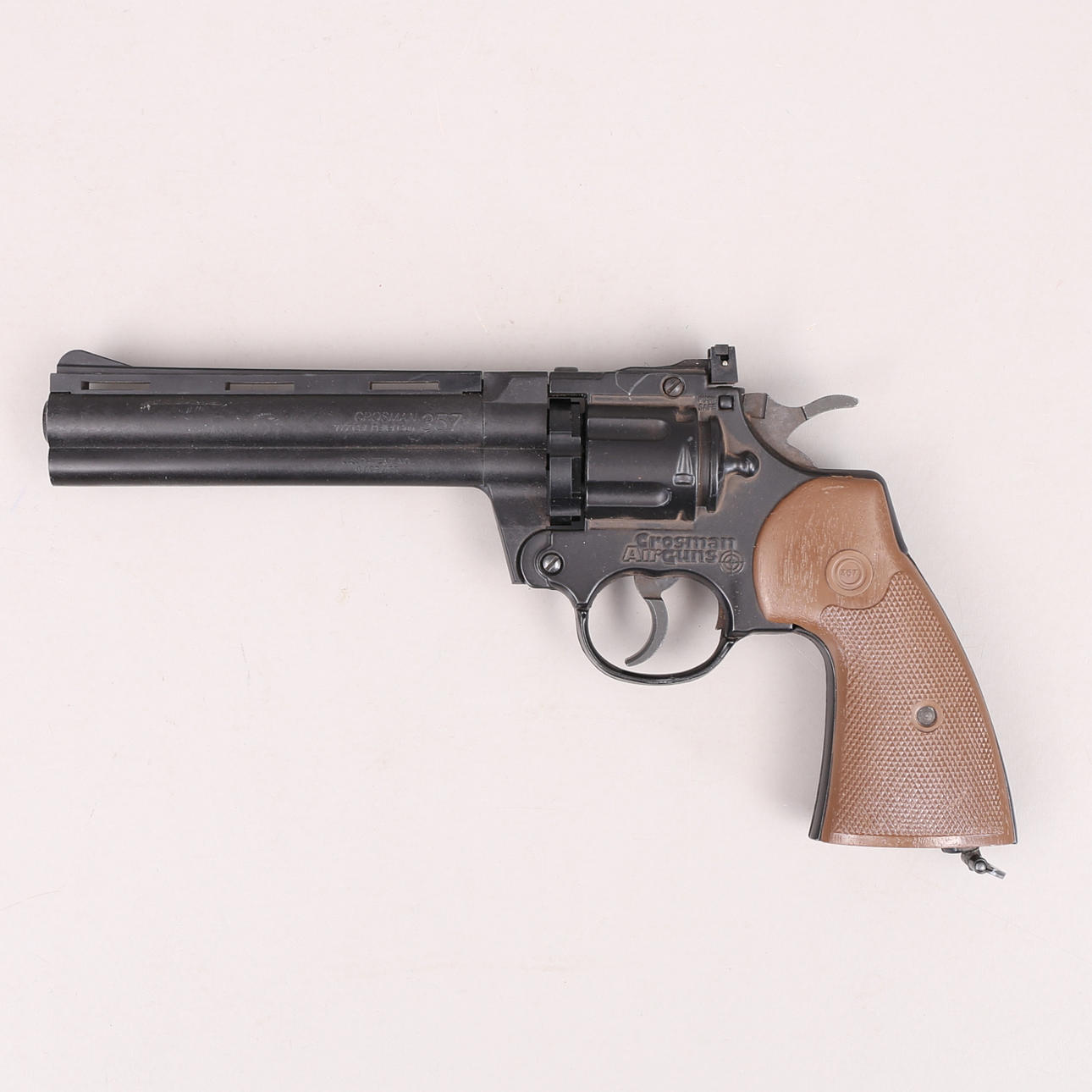 AIR GUN, Crosman 357, 1900s.