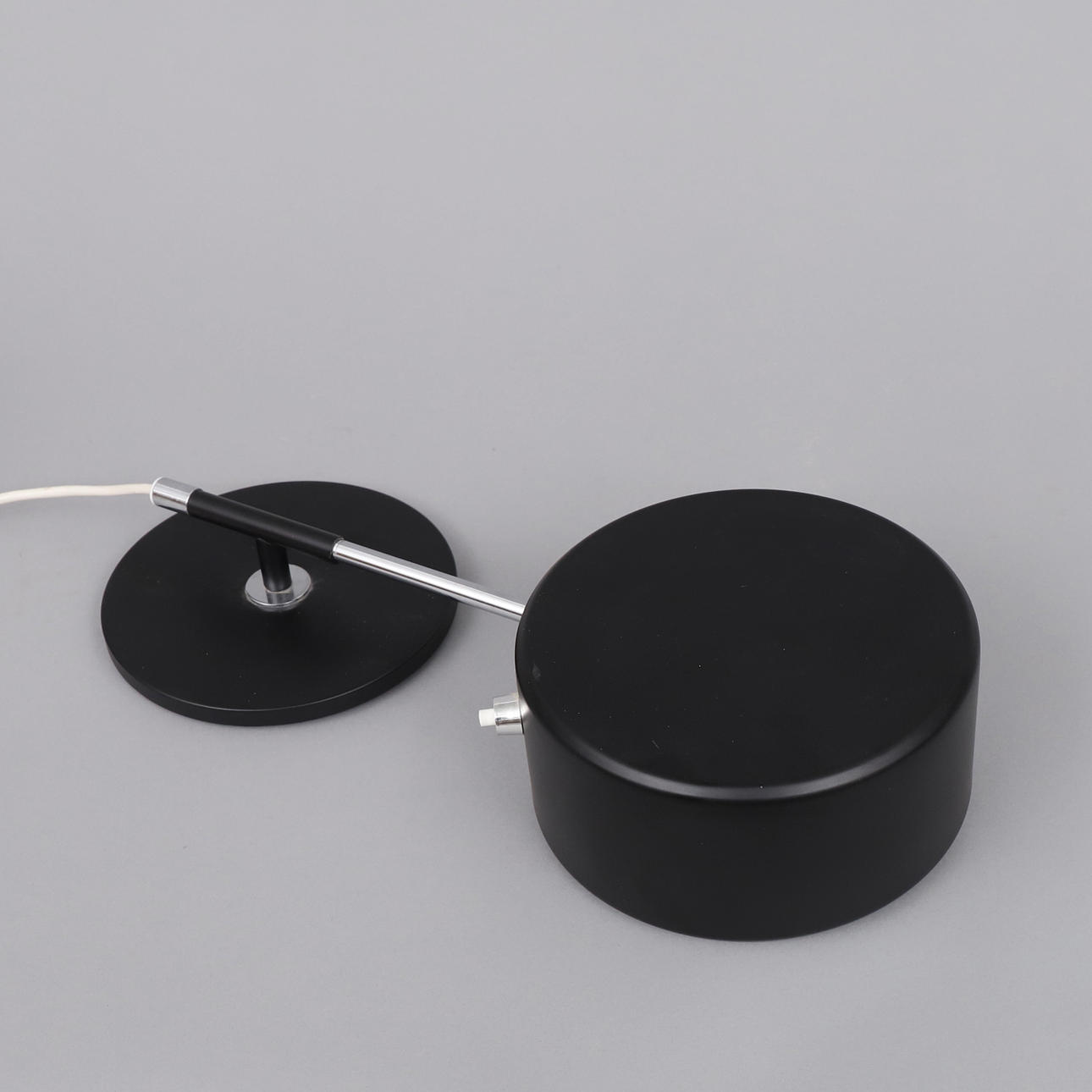 ANDERS PERSSON. Reolbelysning, Simris/Olympic, Atelje Lyktan.