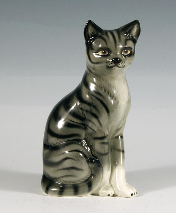 FIGUR: SITTANDE KATT, Goebel porslin. 1900-tal.