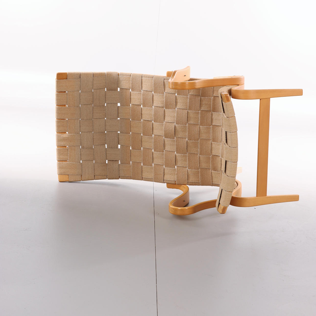 BRUNO MATHSSON. karmstol Pernilla, 1900-talets andra hälft.