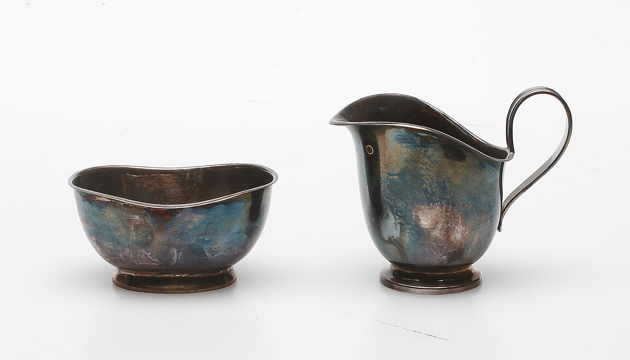 SOCKERSKÅL och GRÄDDKANNA, silver, Tyskland, vikt ca. 97 gram.