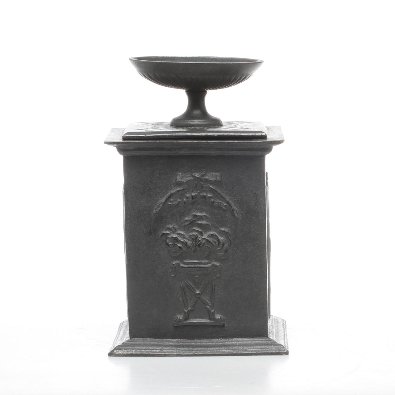 TOBAKBRUK, gjutjärn, troligen Hällefors Bruk.